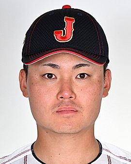 秋山 俊