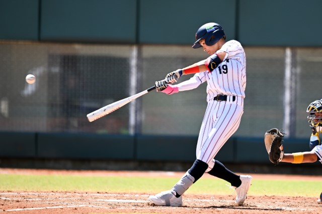 岡田宗一郎(豊田リトルシニア)の2点タイムリー二塁打で先制
