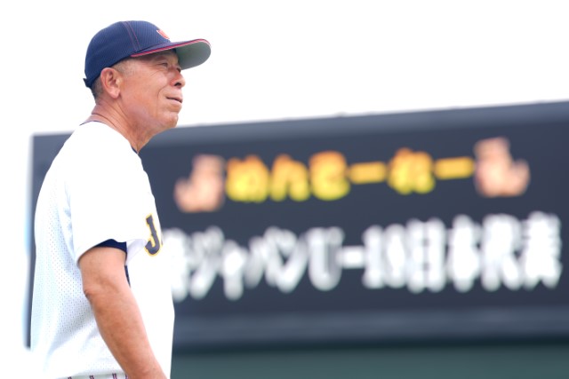 小倉全由監督