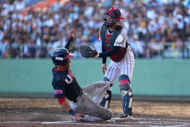 犠牲フライで2点目を失う