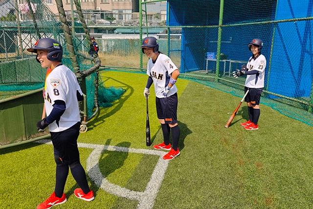 脇坂仁南(至学館大)、日野美羽(日本大国際関係学部)、漢人茉彩(福井工業大)