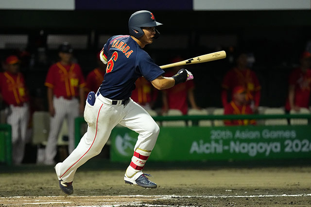 勝ち越しの2点タイムリーを放った山田健太(日本生命)